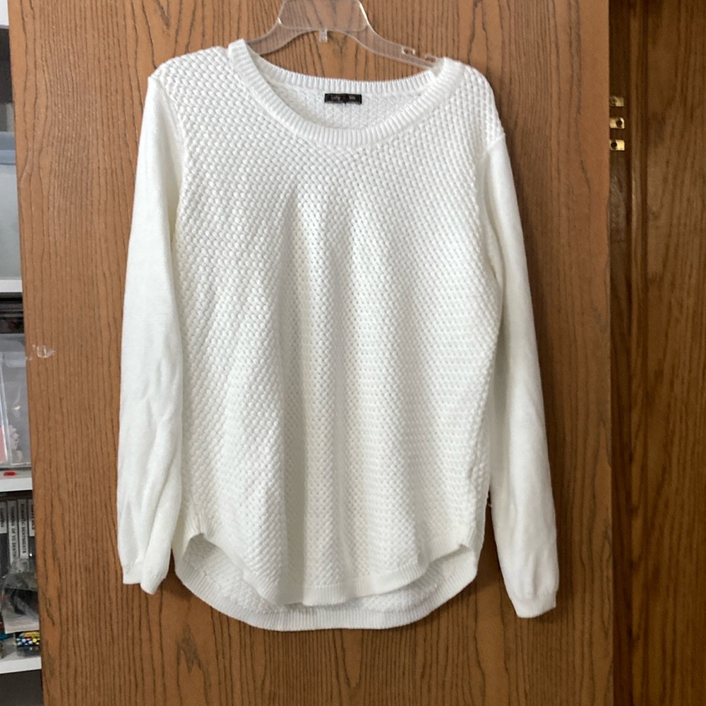 Xxl lety and me sweater great condition. Pet friendly smoke free home